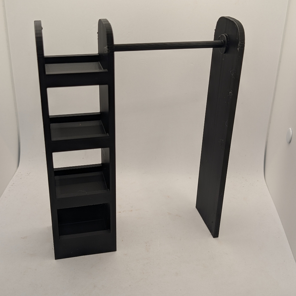 La Monster Wardrobe Unit